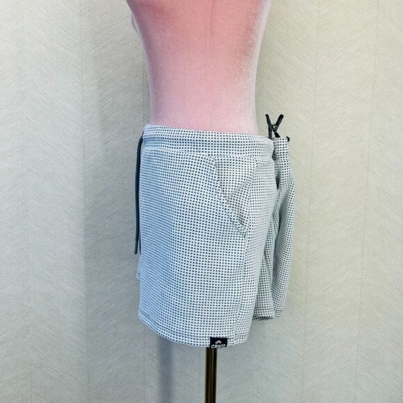 Crivit White and Grey Waffle Shorts Size XL 16/18 - Picture 3 of 12